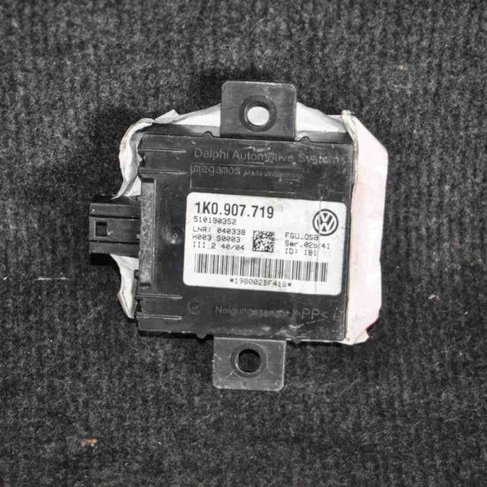 Alt modul de control VW GOLF V 1K1 2005 OEM: 1K0907719 1132105