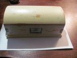 Cumpara ieftin CY - Cutie mai veche interesanta / lemn &amp; ornamente metal / vopsita alb