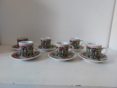 Set 6 cesti de cafea cu farfurioara, Made in China, Portelan, model cu gheisa, ornamentat oriental, colorat si cu auriu, anii 70 foto