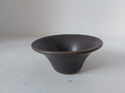 Bol ceramic mic (suport lumanare pastila), 4cm inaltime x 8.5cm diametru maxim foto