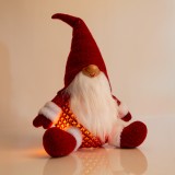 Figurina Decorativa Spiridus Scandinav de Craciun cu Iluminare LED si Inaltime 35 cm, Culoare Alb/Rosu, Familly Christmas