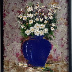 PICTURA tablou mare, nou ,"Flori albe in vaza albastra" , inramat, pictor roman