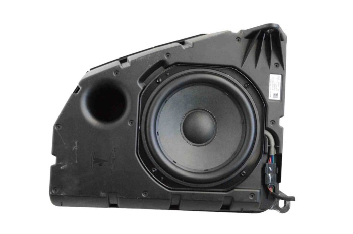 Subwoofer TESLA MODEL Y 2022 OEM: 1507154-00-D