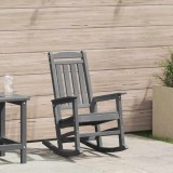 Scaunul de leagăn pentru grădină, gri deschis. Dimensiuni: 70 x 92 x 108 cm. Fabricat din HDPE.