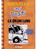 Cumpara ieftin La drum lung. Seria Jurnalul unui pusti. Volumul 9/Jeff Kinney