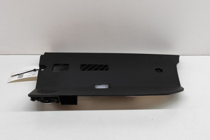 Ornament inferior planșa de bord TESLA MODEL Y 2023 OEM: 1684367-00-D,1118894-00-B 23415077