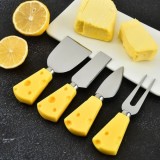 Set 4 ustensile mici pentru branzeturi, design elegant, usor de intretinut, lame din otel inoxidabil, compacte, galben/argintiu