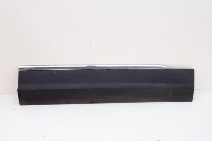 Bandou inferior ușă dreapta față VW TIGUAN AD1 2021 OEM: 5NA854940N,5NA854940P 15089874