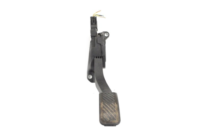 Pedala de accelerație FORD FIESTA VI 2015 OEM: 8V21-9F836-AB 12082629
