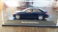 macheta mercedes benz e klasse w212 sedan 2013 - kyosho, 1/43. foto