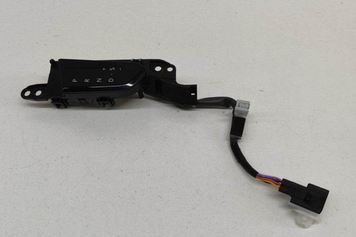 Indicator de schimbare a treptelor de viteză LEXUS UX _AA1_, _AH1_, _MA1_ 2020 OEM: 35978-76040 28076270