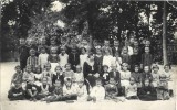 P3322N Elevi și &icirc;nvățătoare, școala din Șiria, județul Arad, perioada interbelică