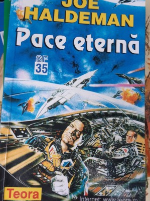 PACE ETERNA Joe Haldeman foto