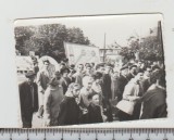 bnk foto Ploiesti - Defilarea de 1 Mai 1965 - pe bulevard