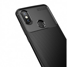 Husa Auto Focus Carbon compatibila cu Huawei P30 Lite - Negru