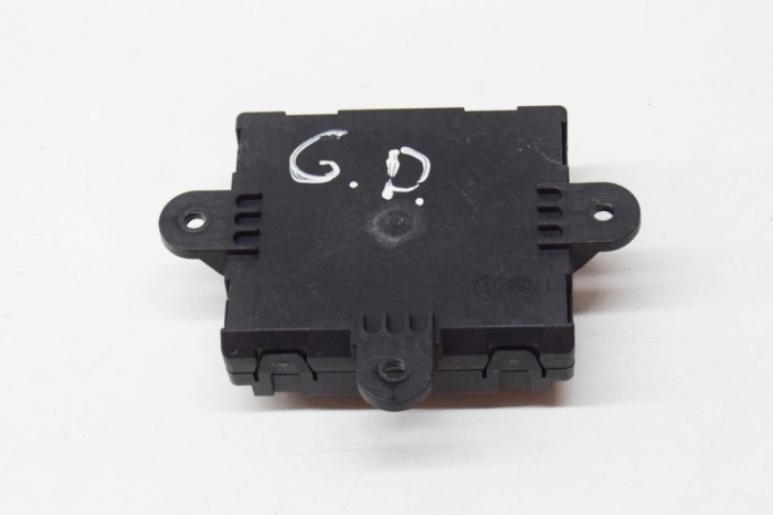 Modul de control ușă dreapta spate JAGUAR E-PACE X540 2020 OEM: HK83-14D620-BB,10337167 11818222