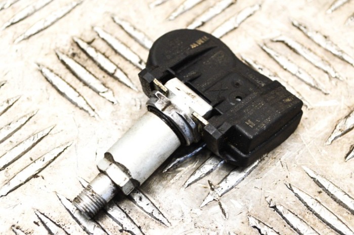 Senzor de presiune anvelopa BMW X5 F15, F85 2013 OEM: 6855539,707355-10 14659744
