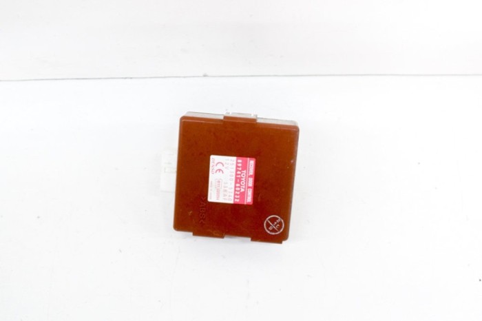 Alt modul de control TOYOTA LAND CRUISER 100 _J1_ 1999 OEM: 251300-5340,89741-60232 14253714