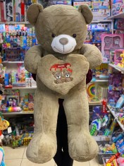 Urs de plus maro cu inima decorativa si imprimeu ursuleti valentines- 1.1m