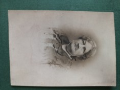 fotografie galerie atelier , anul 1890 ,dimensiuni 11cm x 6 cm, doamna