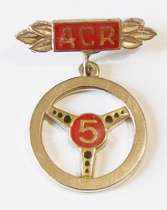 INSIGNA ACR 5 ANI AUTOMOBIL CLUBUL CLUB ROMAN AUTO AUTOTURISM