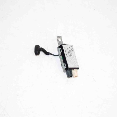 Amplificator de antena TESLA MODEL X 2017 OEM: 1063876-00-C foto