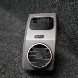 Gura de ventilație planșa de bord LAND ROVER DISCOVERY III L319 2005 OEM: JBD500200XXXFAE500022XXX 2240725