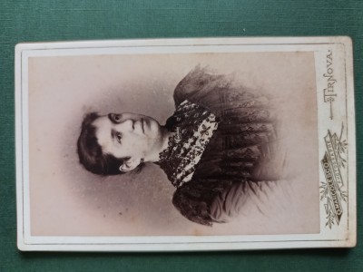 fotografie galerie atelier ONORIU MARCULESCO -TARNOVO , anul 1890 ,dimensiuni 11cm x 6 cm, DISTINSA DOAMNA foto