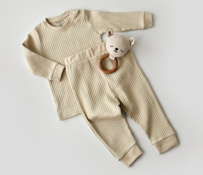 Set bluzita cu maneca lunga si pantaloni lungi din bumbac organic si 5% elastan - Crem, BabyCosy (Marime: 6-9 luni)