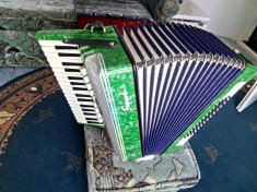 Acordeon Timis Superb Nou ! foto