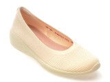 Cumpara ieftin Balerini SKECHERS bej, ARYA, din material textil