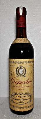 26- VIN ROSU GRIGNOLINO VINO TIPICO PIEMONTESE, recoltare 1974 cl 72 gr 12,5 foto