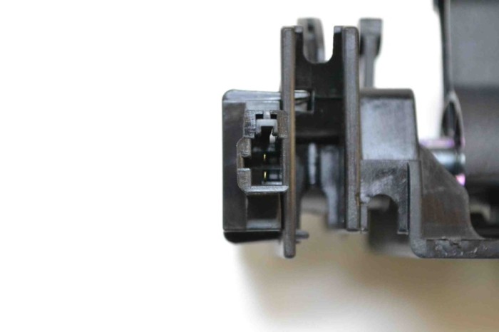 Cadru m&acirc;ner interior ușă dreapta spate VW SHARAN 7N1, 7N2 2015 OEM: 7N0843642 2610883