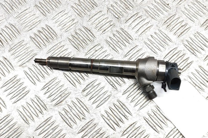 Injector de combustibil SKODA OCTAVIA III Combi 5E5 2019 OEM: 04L130277AC,0445110469 27760305