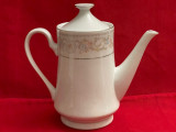 CAFETIERA DIN PORTELAN CU MARCAJ FINE CHINA H19,5CM