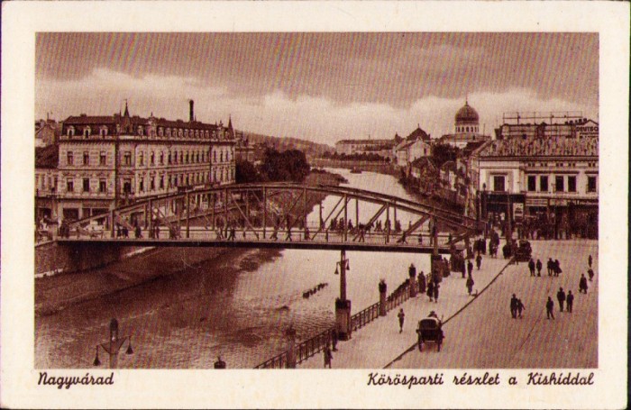 CP490N Oradea Vedere de pe malul Crișului spre Podul Mic Nagyv&aacute;rad K&ouml;r&ouml;sparti r&eacute;szlet a Kishiddal carte poștală