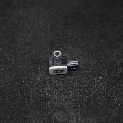 Senzor de impact dreapta spate VOLVO V60 2012 OEM: 8V4T-14B006-AA 2108255 foto