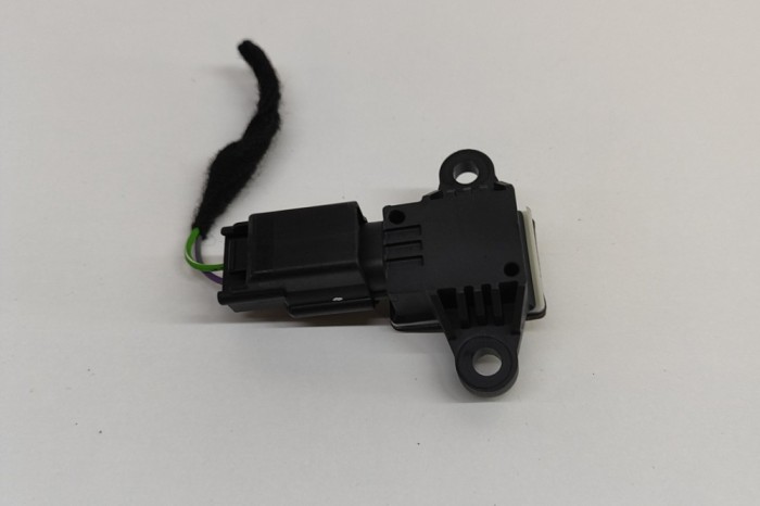 Senzor de impact lateral dreapta VOLVO XC90 II 2022 OEM: 31406731 28278395