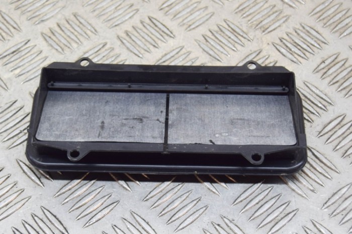 Grila de ventilație caroserie NISSAN LEAF ZE1 2020 OEM: 8200213712C 12189628