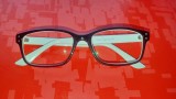 G913-Ochelari VIZZINI vintage cu rame groase si dioptri mari purtati stare buna culori alb cu negru.