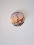 QW9 N4 3 - insigna - turism - America - Golden Gate Bridge