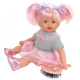 Papusa Nines D&#039;Onil Alex Star cu parul roz, ambalata in cutie, cu miros de vanilie, 40 cm