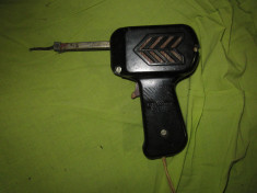 pistol de lipit vechi fabricat la coop radio progres bucuresti functioneaza h9 foto