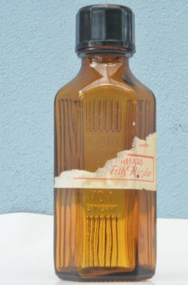 Lot de 2 Sticla veche de Farmacie, sticla ambra, Apa oxigenata ? anii &amp;#039;50 foto