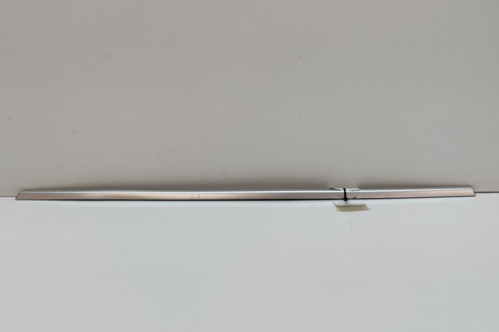 Chedar geam ușă dreapta spate VOLVO XC60 2017 OEM: 31371112 | 22055261