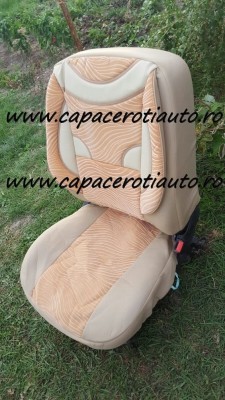 Huse scaune universale din material crem foto