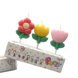 Cumpara ieftin Set 3 Lumanari Decorative pentru Tort, Model Flori de Primavara, din Parafina, Multicolor, Decor pentru Aniversari si Petreceri
