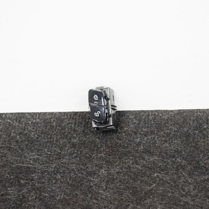 Comutator VOLVO XC90 II 2017 3480586