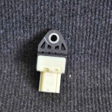 Senzor de impact dreapta spate TOYOTA RAV 4 III _A3_ 2008 OEM: 89831-33020 | 1519841