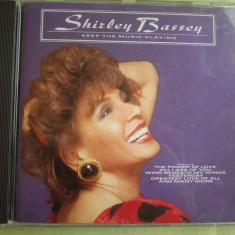 SHIRLEY BASSEY - Keep The Music Playing - C D Original ca NOU